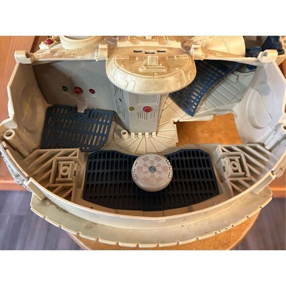 Star Wars Galactic Heroes Millennium Falcon Spaceship Hasbro 2001 (8171) READ - Picture 5 of 16